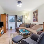 On The Upper Floor Апартаменты *