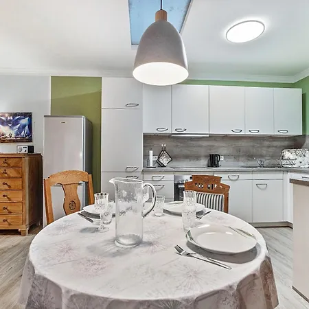 Апартаменты On The Upper Floor Bokelrehm