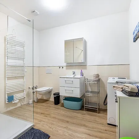 Апартаменты On The Upper Floor